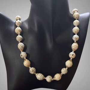 VINTAGE BEADED NECKLACE EXTRA LONG